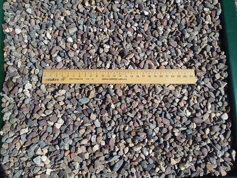 Kamenclub.ru: Галька речная окат цветная фр.5-10 мм. купить  в Москве галька речная белый, серый, красноватый, синий, темно-серый речная окатанная галька декоративная 6800 руб/т   фото КАМЕНЬ КЛУБ